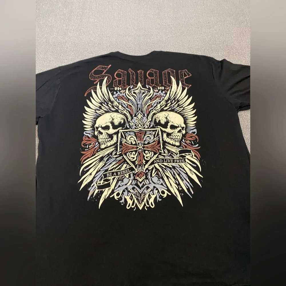 Launder Men’s Black Tee Affliction Style Skull Graphic